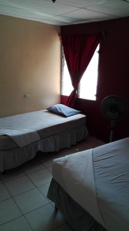 Hostal Don Frank San Carlos Exterior foto