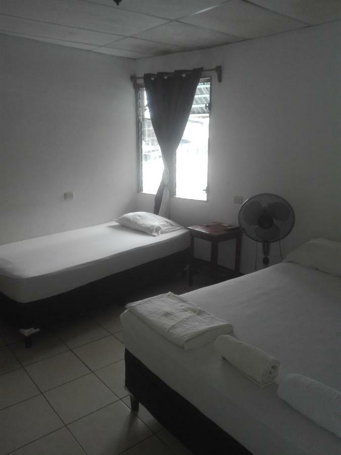 Hostal Don Frank San Carlos Exterior foto