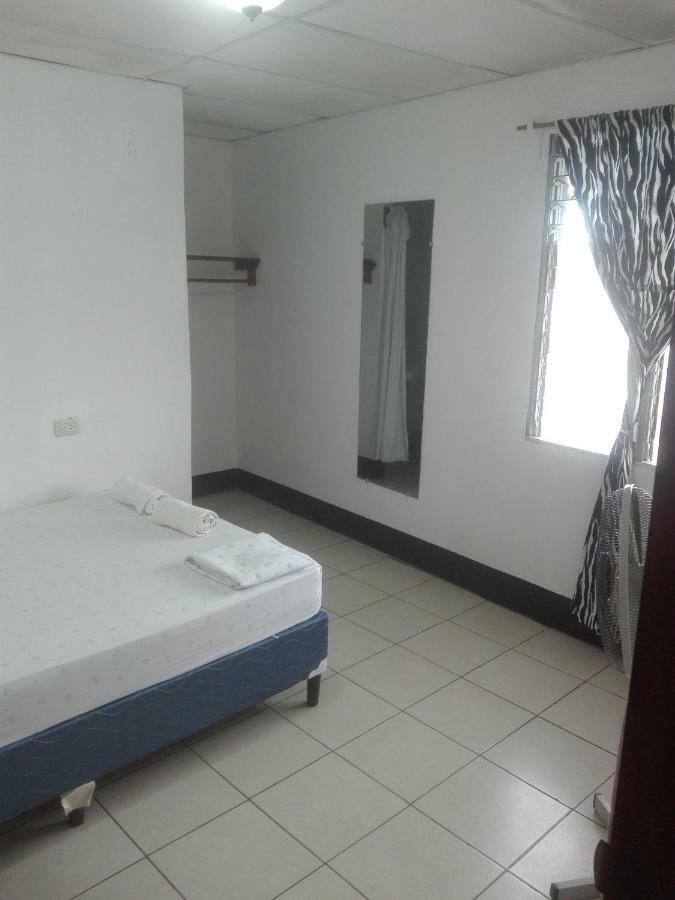 Hostal Don Frank San Carlos Exterior foto